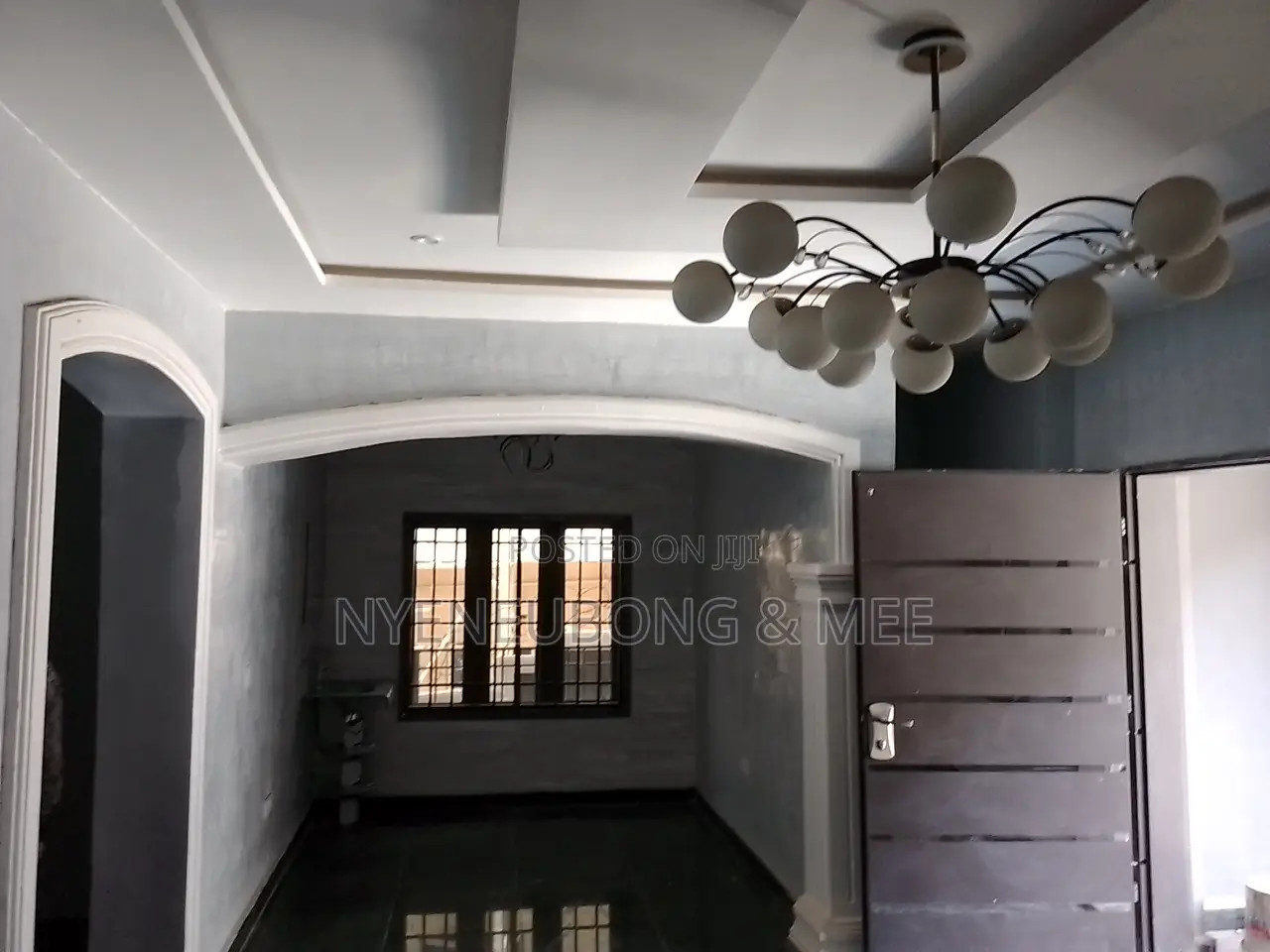 4bdrm Duplex in Karu for sale