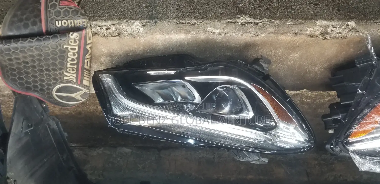 CLA250 2019 Right Side LED Headlight