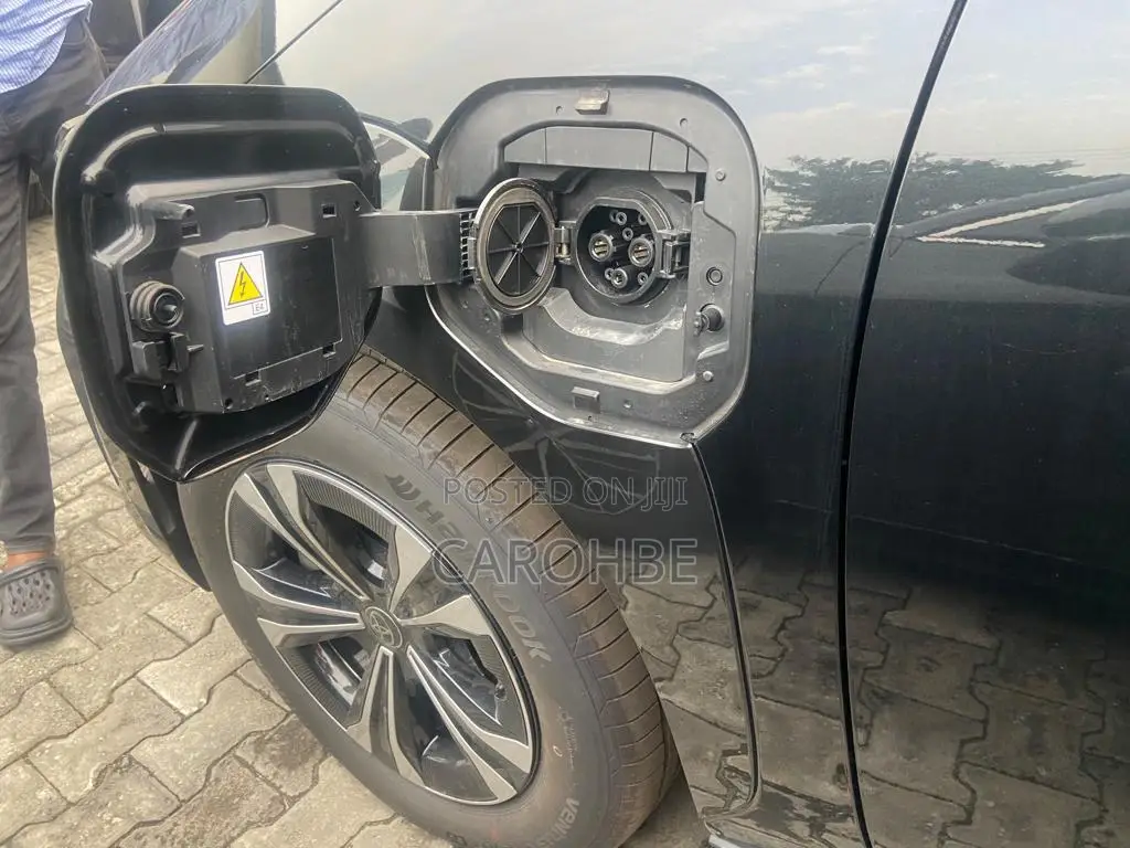 New Toyota bZ4X 2024 Black