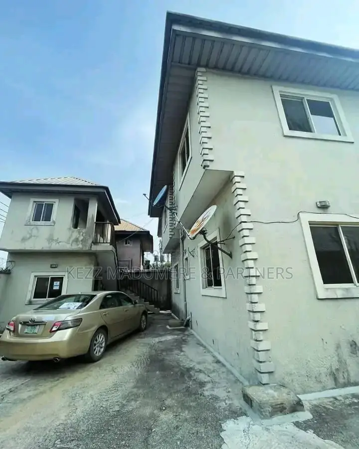 8bdrm Block of Flats in Ada George , Port for sale