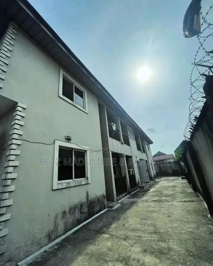 8bdrm Block of Flats in Ada George , Port for sale