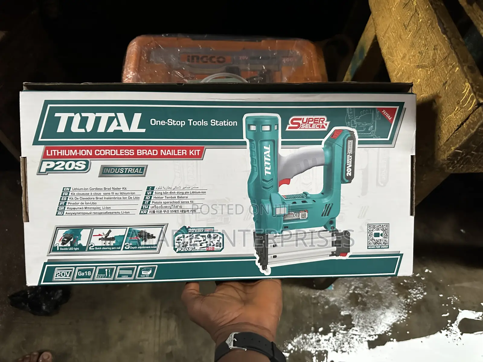 TOTAL Lithium-Ion Cordless Brad Nailer Kit 20V / 2ah