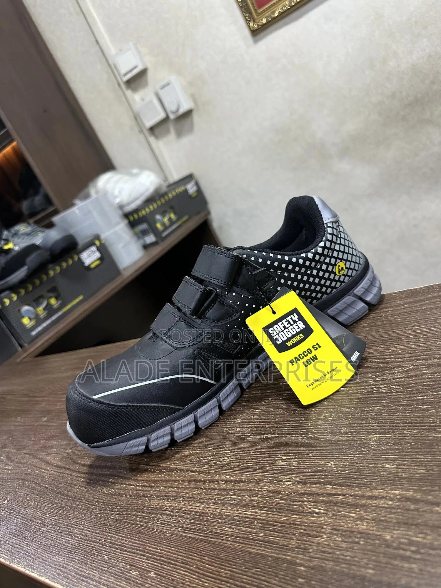 Safety Joggers Pacco S1P Low S1 Ps Sr