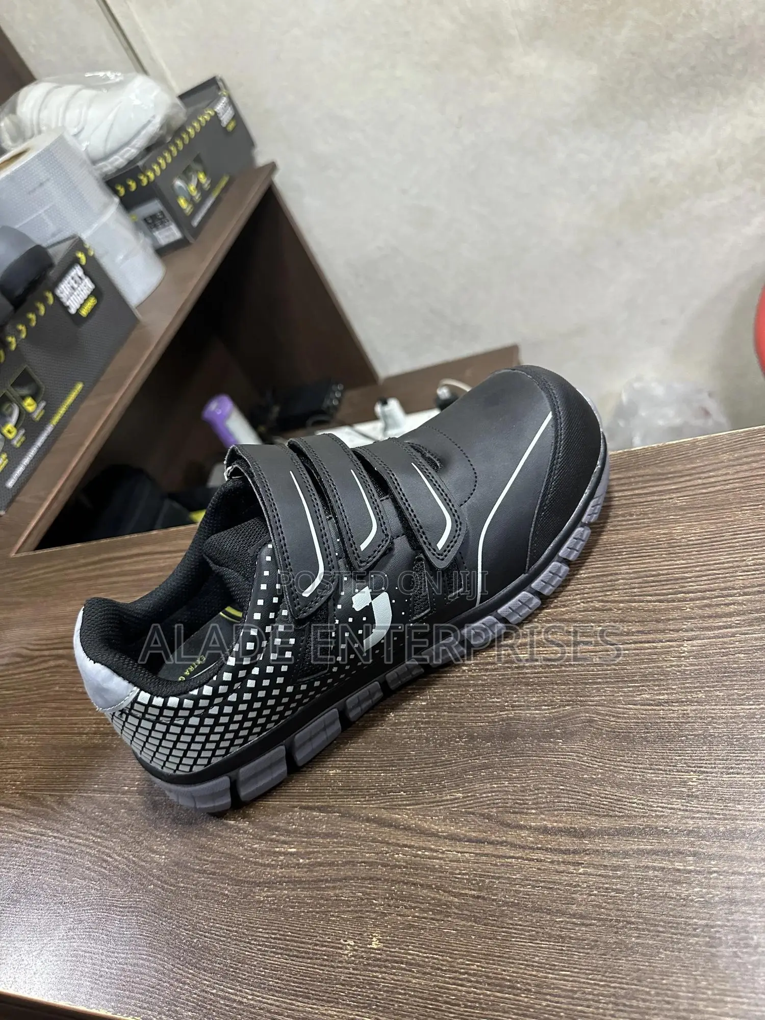 Safety Joggers Pacco S1P Low S1 Ps Sr