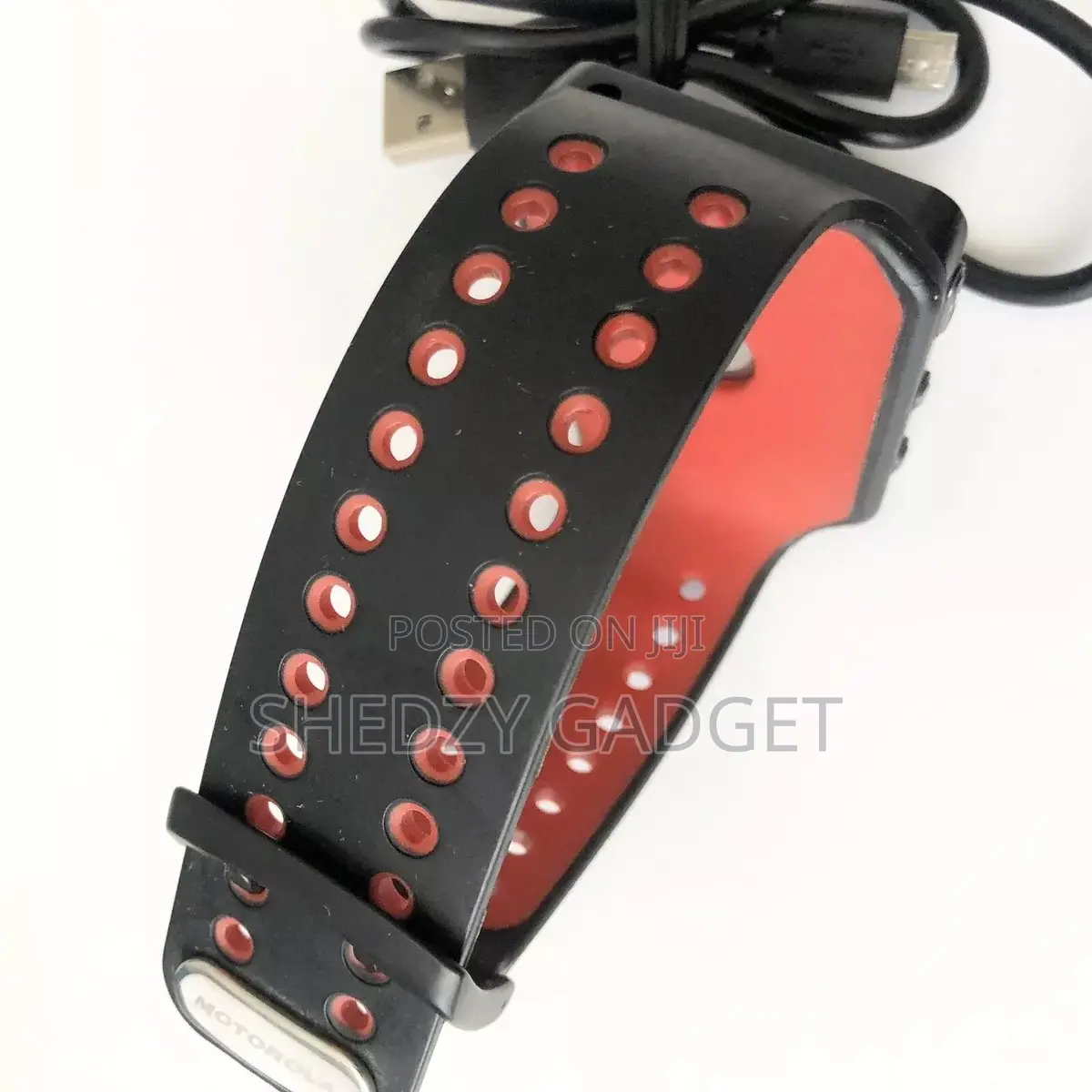 Motorola Motoactv 8GB GPS Fitness Tracker and Smart MP3