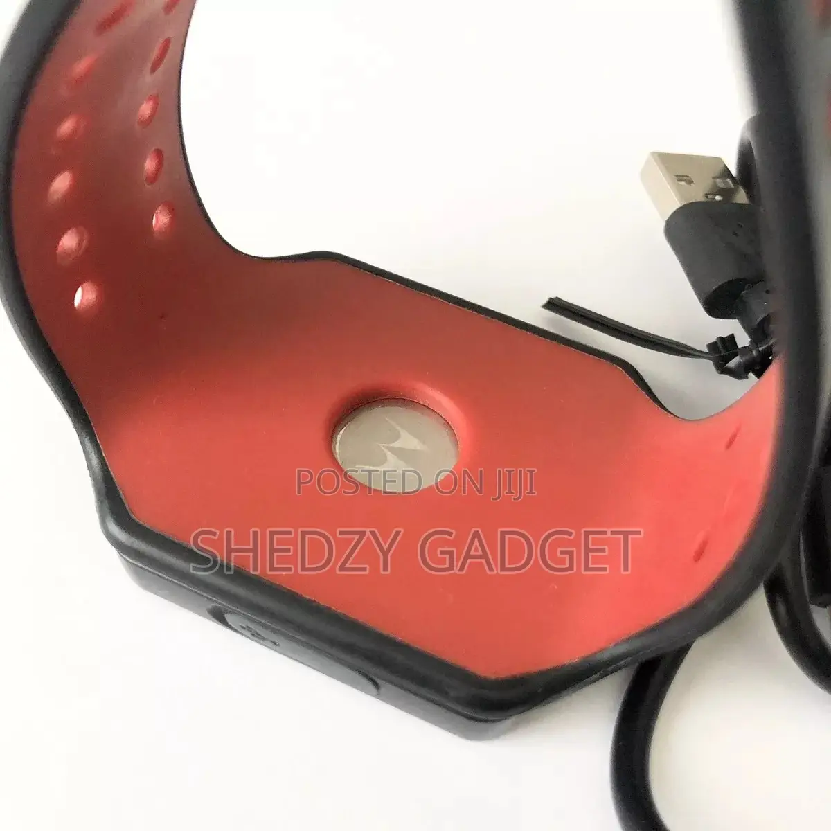 Motorola Motoactv 8GB GPS Fitness Tracker and Smart MP3