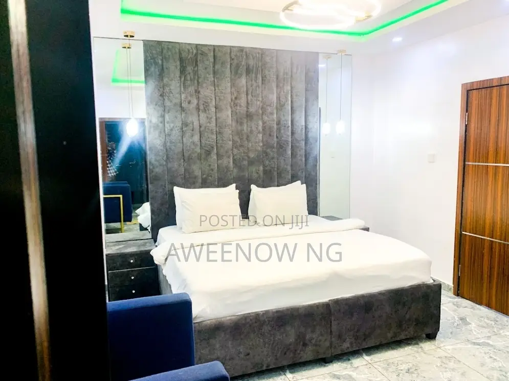 One Bedroom Apartment