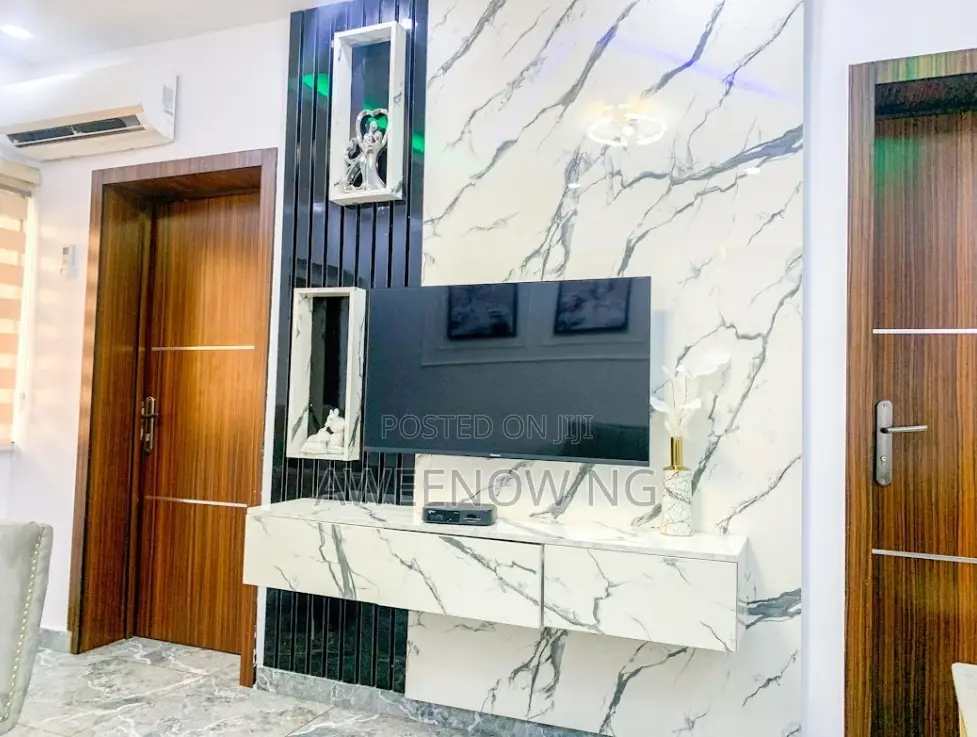 One Bedroom Apartment