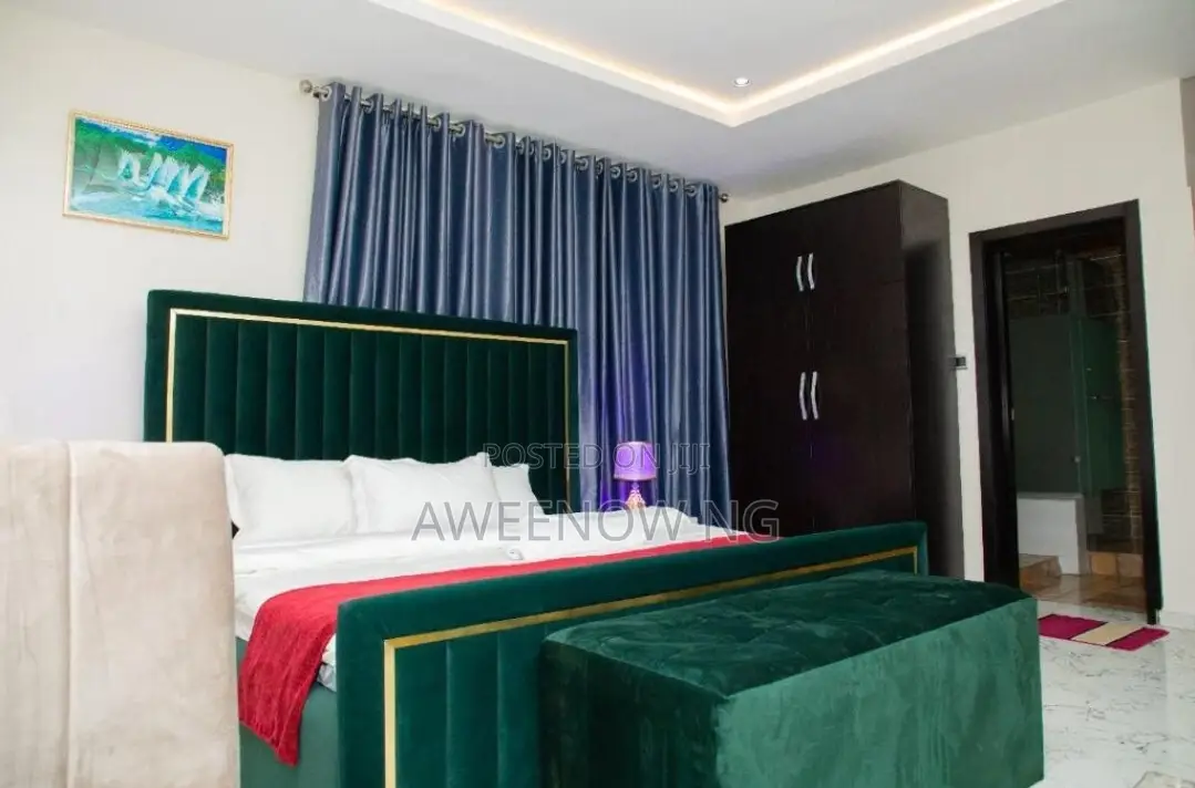 U4 Studio Apartment