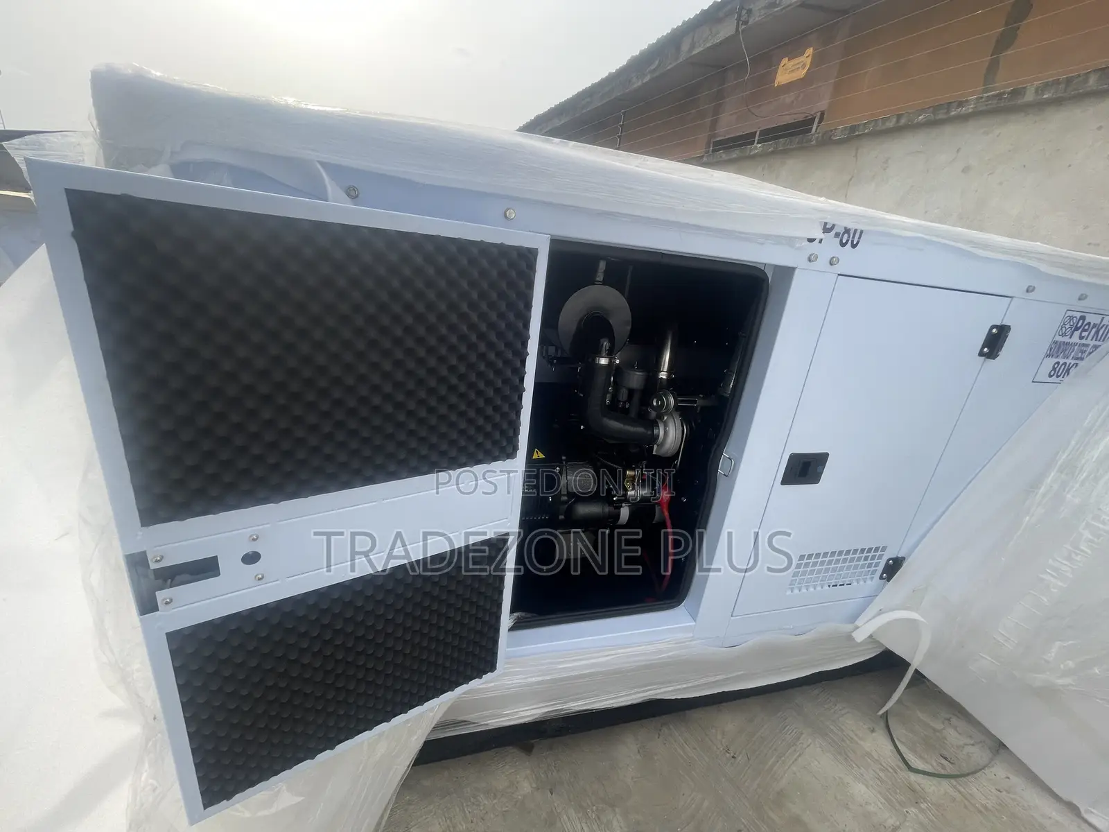 Perkins 80kva DIESEL Soundproof Generator