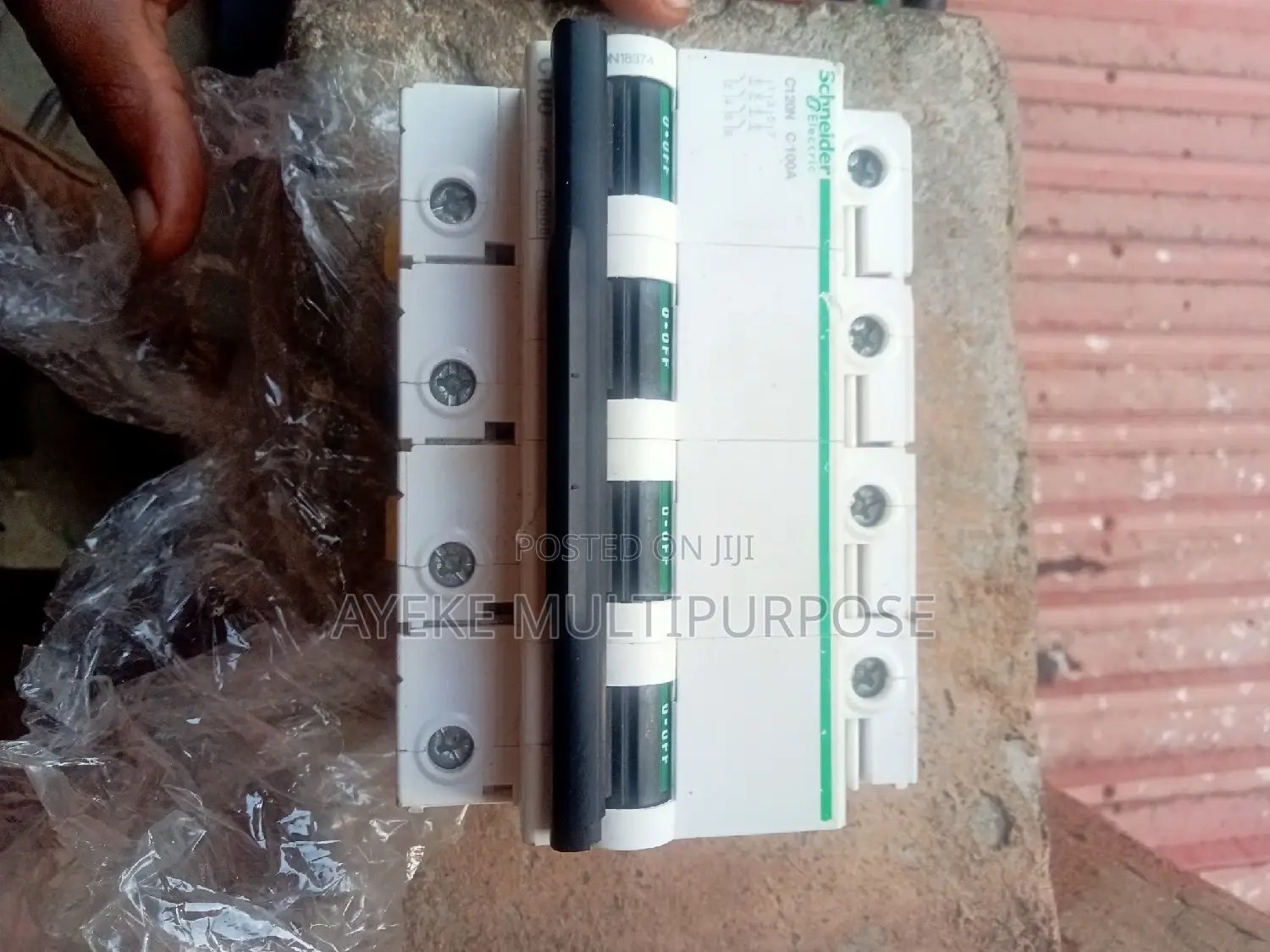 Original 100amps 4pole Circuit Breaker (Schneider)