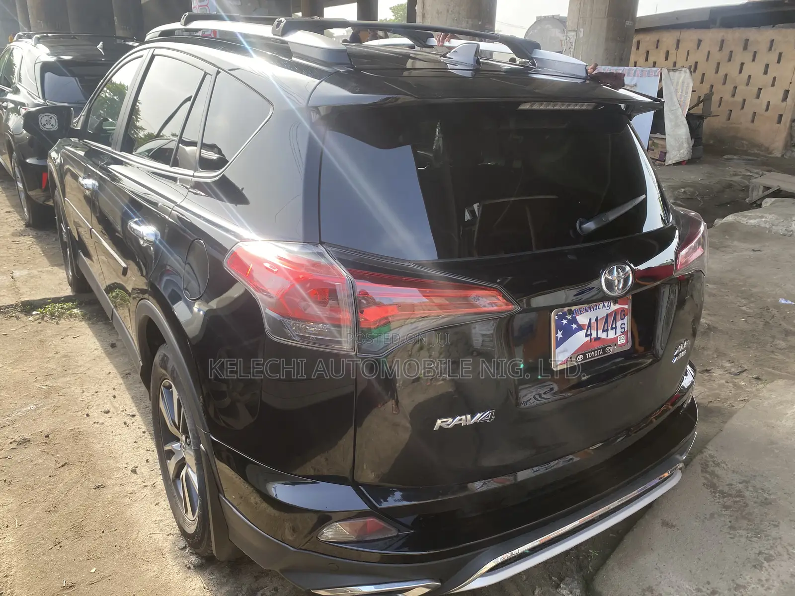 Toyota RAV4 XLE AWD (2.5L 4cyl 6A) 2016 Black