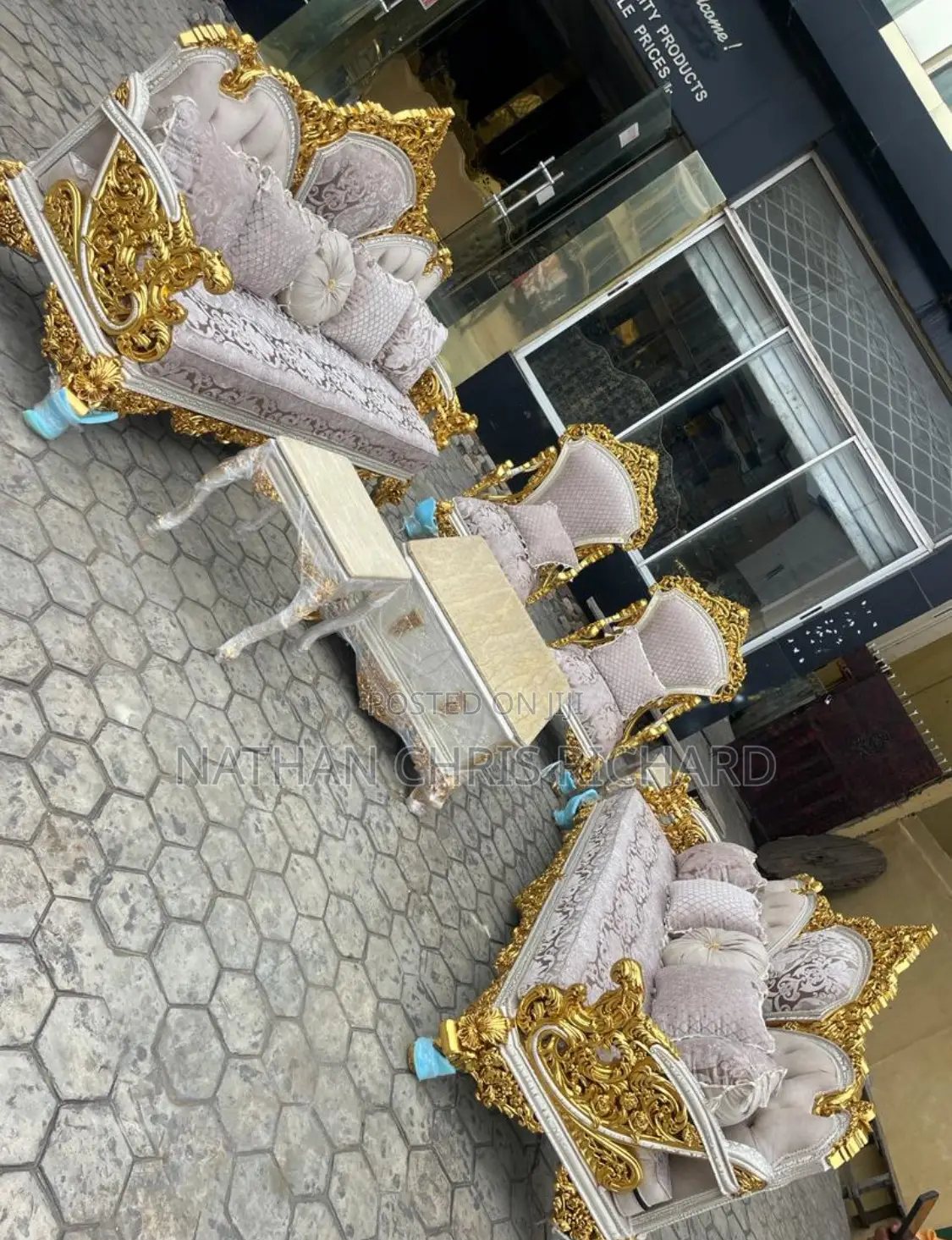 High Quality Royal Sofa
