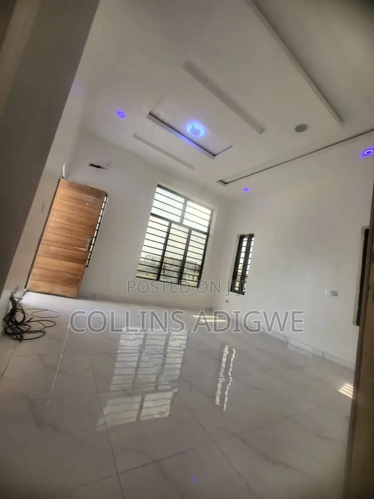 4bdrm Duplex in Spring Ville Estate for sale