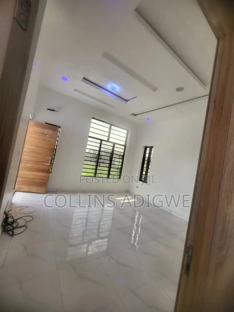 4bdrm Duplex in Spring Ville Estate for sale