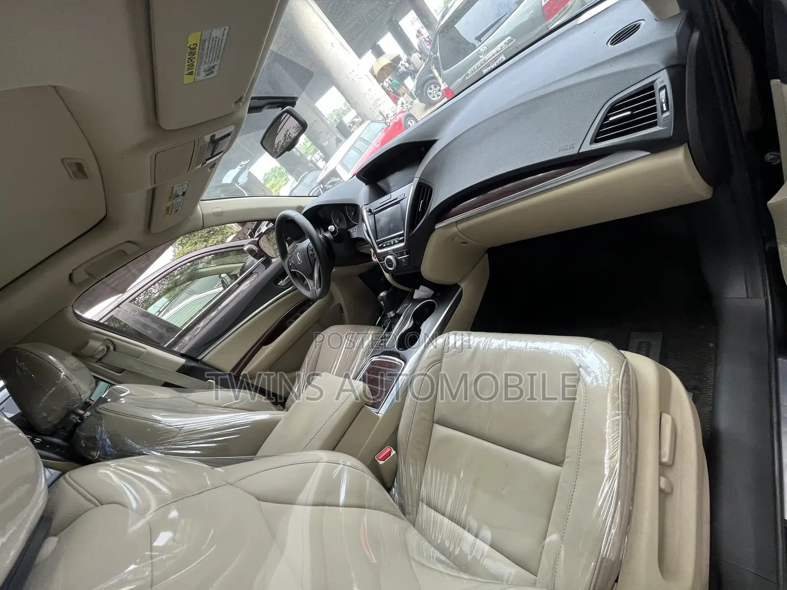 Acura MDX Advance and Entertainment Packages 4dr SUV (3.5L 6cyl 6A)