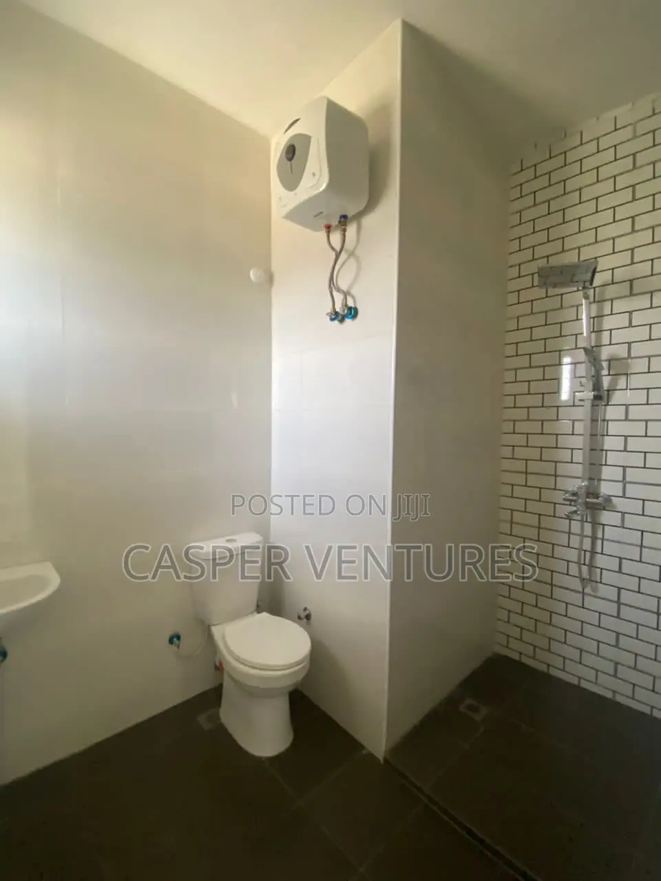2bdrm Apartment in Ilasan, Ikate-Elegushi for sale