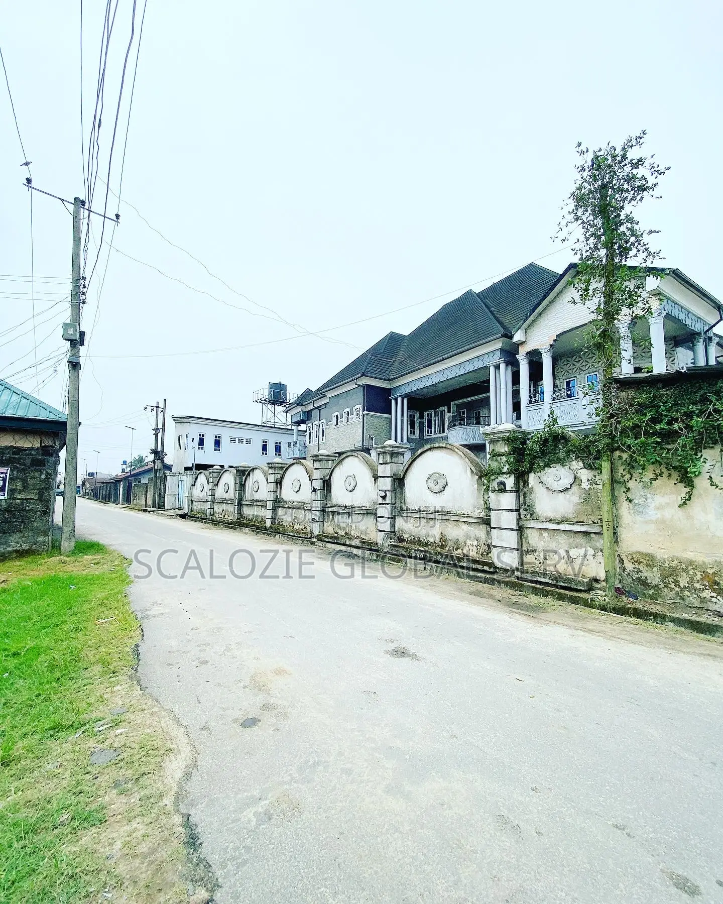 8bdrm Mansion in Port-Harcourt for sale
