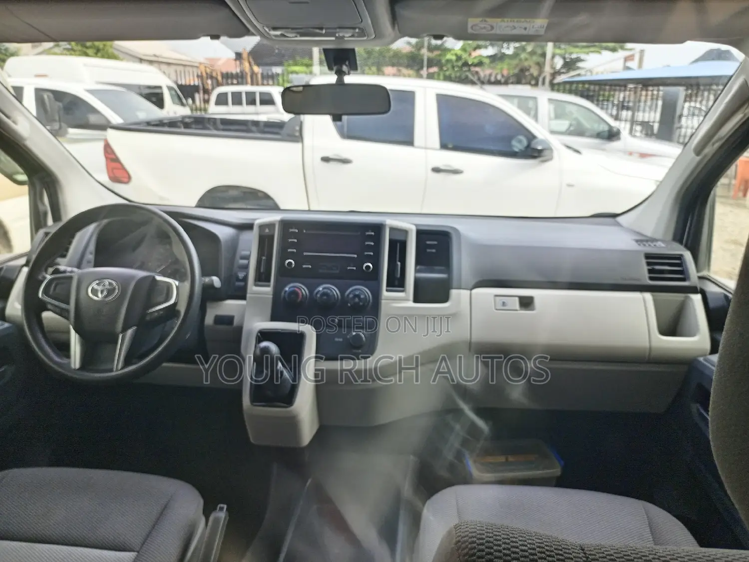 Toyota HiAce 2020 White
