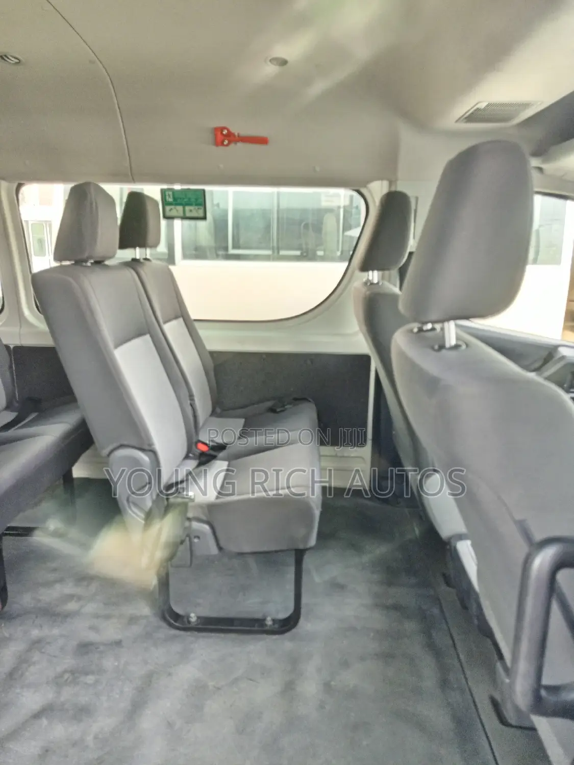 Toyota HiAce 2020 White