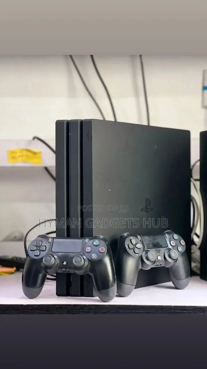 Grade a Uk Used Ps4 Pro With 2 Controllers