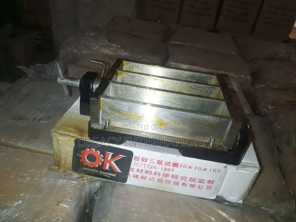 Three Gang Prism Mould