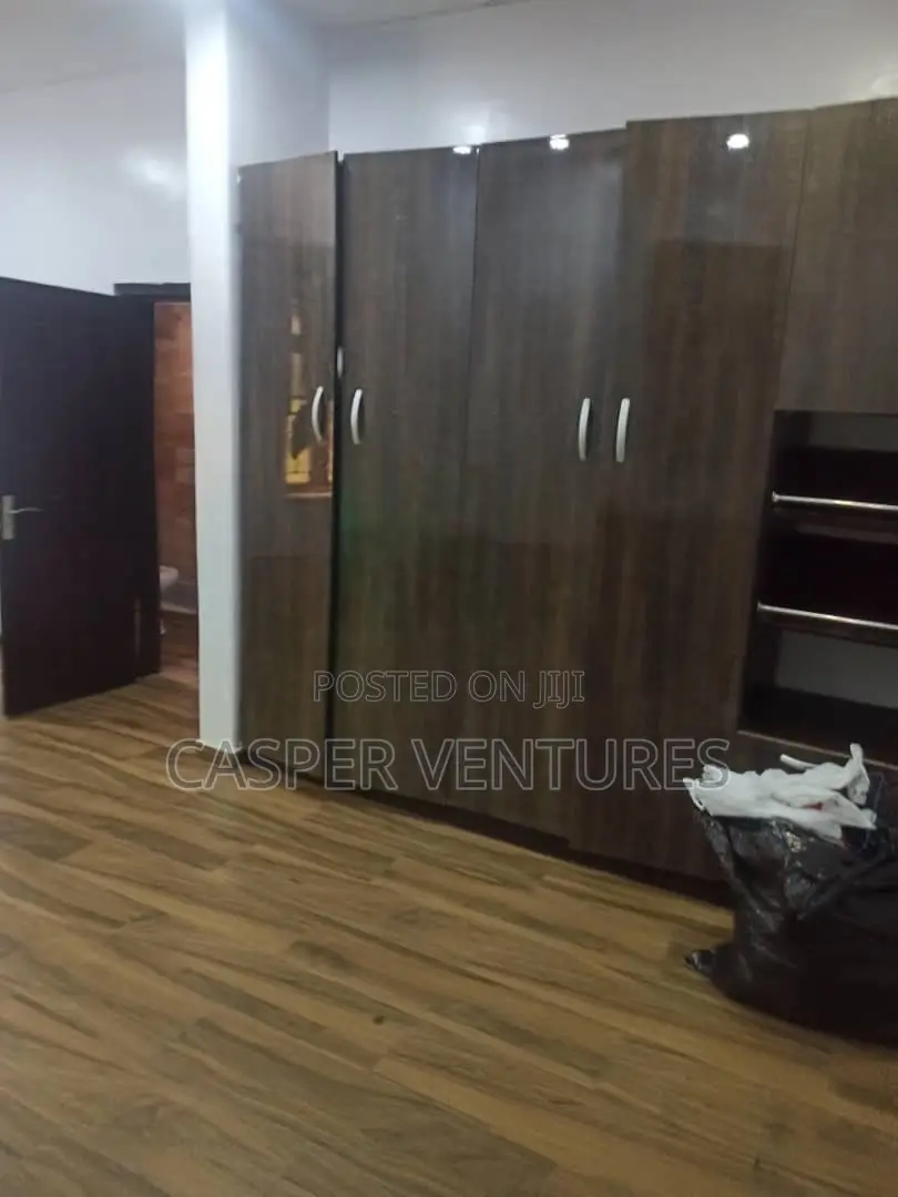 Studio Apartment in By Victory Park, Osapa london for rent