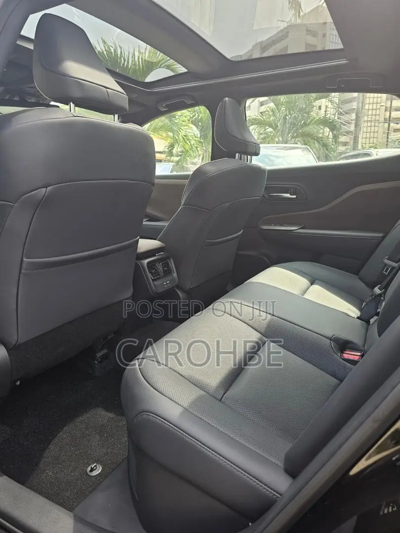 New Toyota Crown 2025 Black