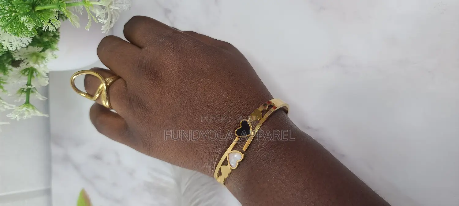 Beautiful Female Bangle
