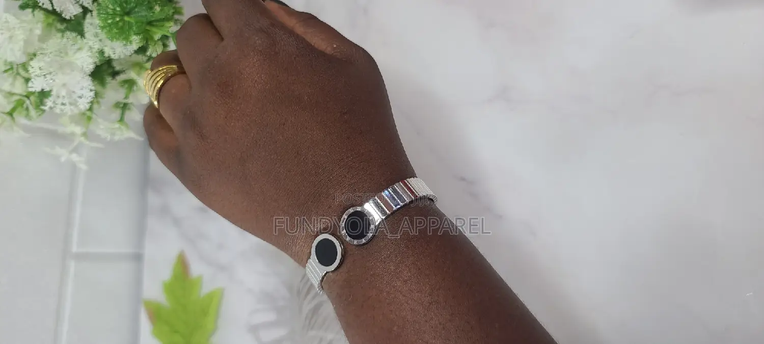 Quality Female Steel Sliver Wrist Bangle