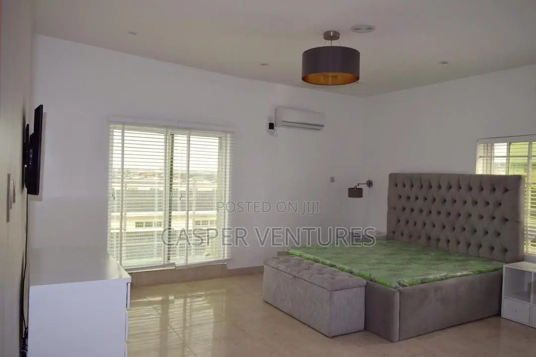 Furnished 3bdrm Apartment in Paradise 3, Chevron for rent