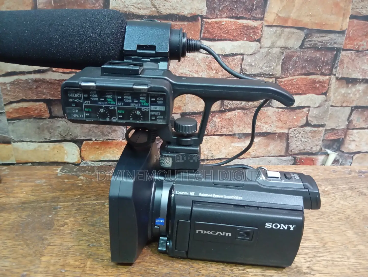 Sony Nx30 Video Camera With Memory Card Slot