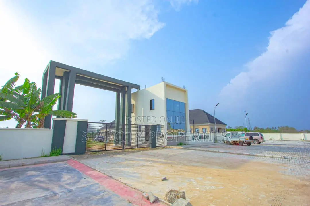 Buy 5 Plots Get 1 Free in Maven Estate Igbonla Phase 2