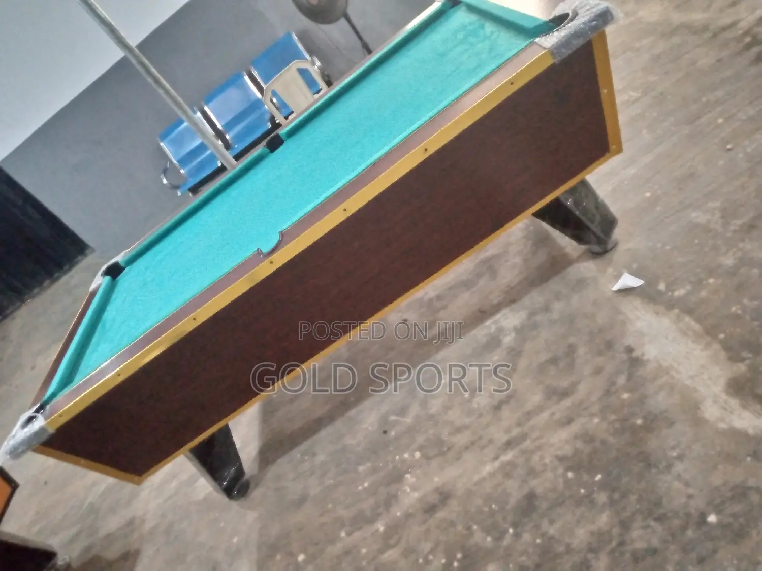 Quality Snooker Coin Table With Accessories C1