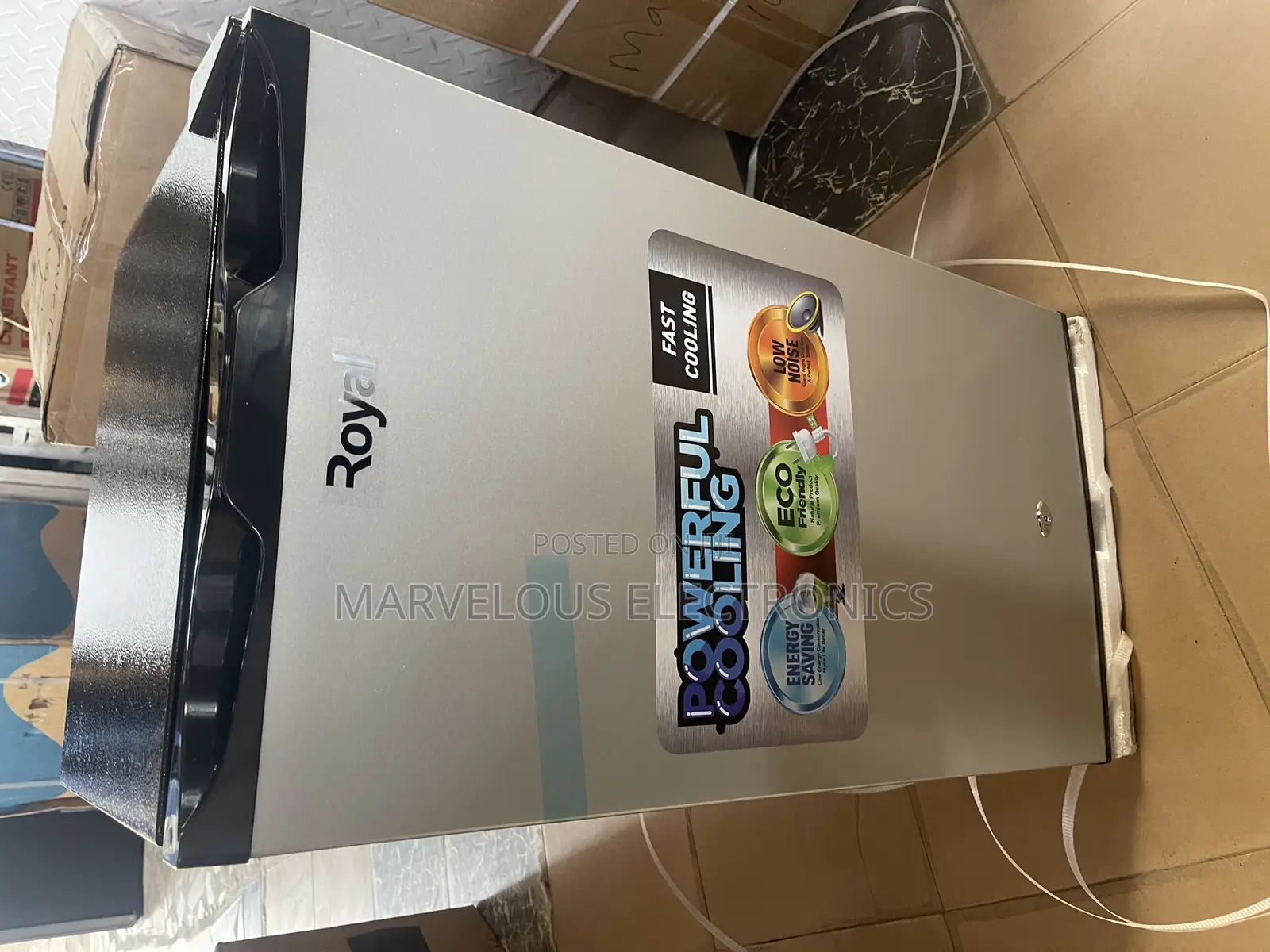 Brand New Royal Table Top Refrigerator Fast Chilling