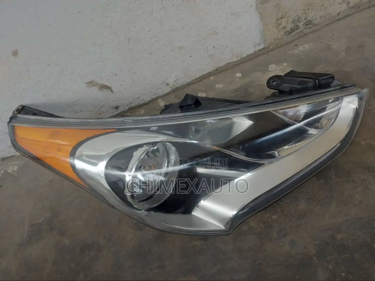 Headlight Replacement for Hyundai Veloster 2012-2017