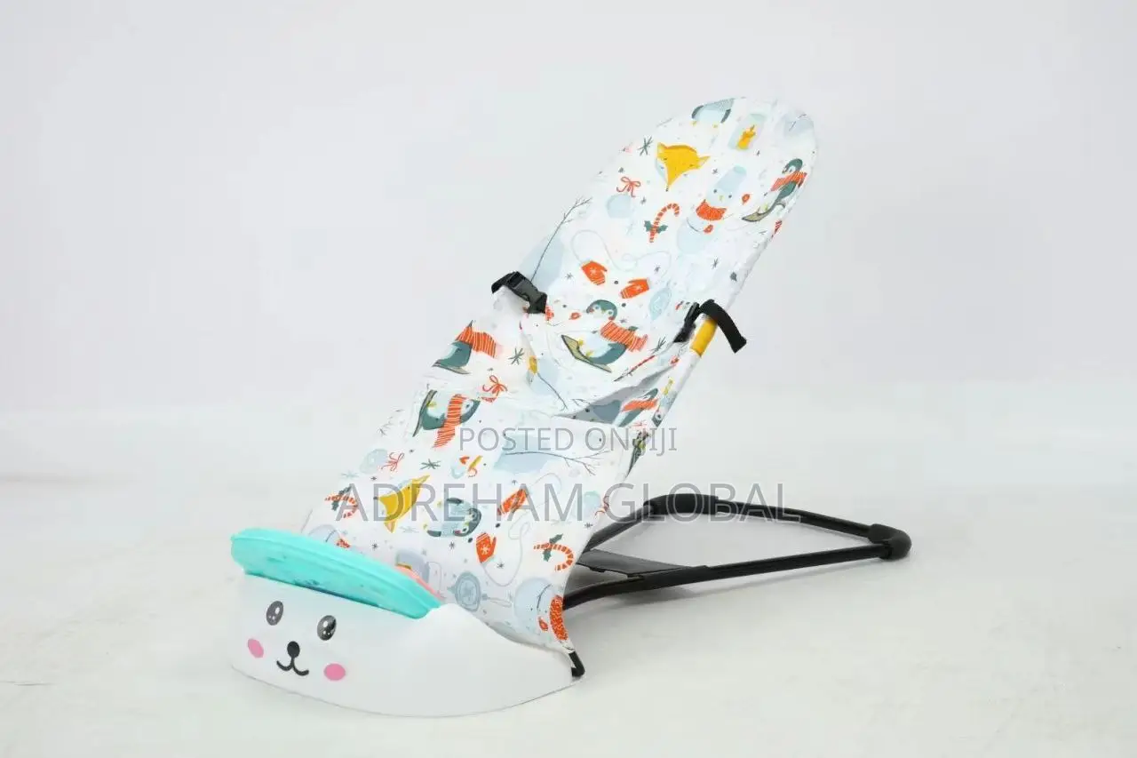 Baby Seater and Carrier With Handle 