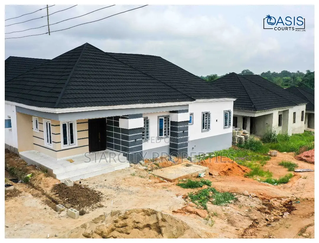 Furnished 3bdrm Bungalow in Queens Home, Obafemi-Owode for sale