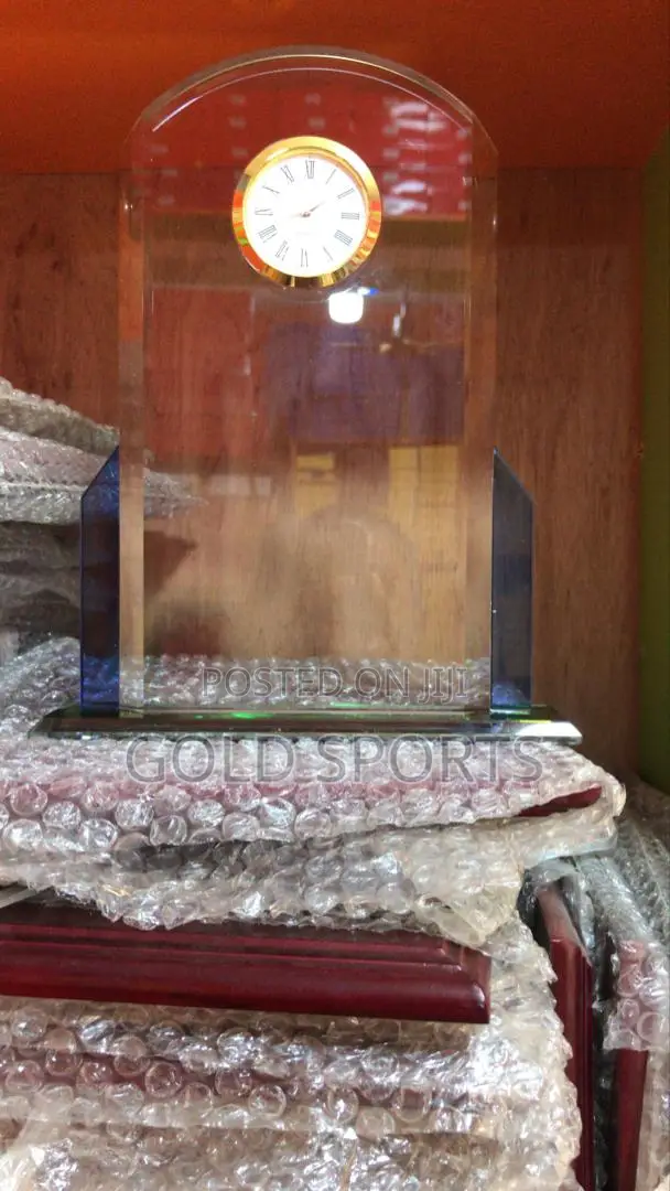 Clock Glass Award C3