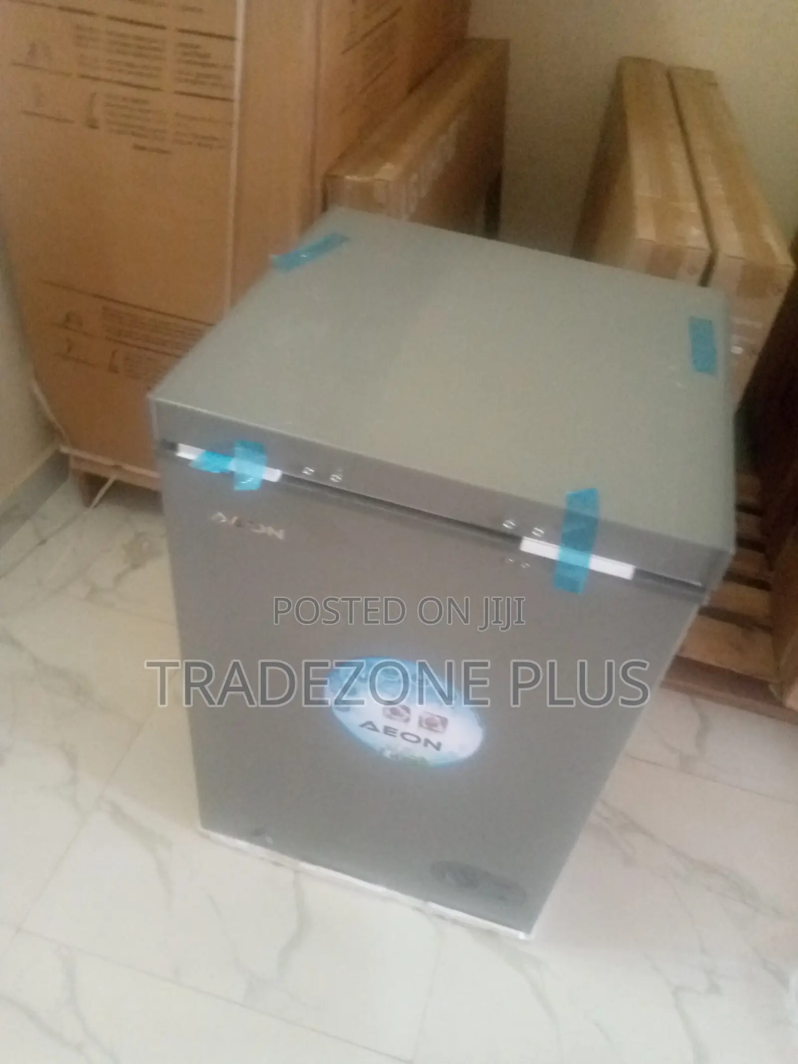 Fast Freezing Aeon Chest Freezer [100ltr]