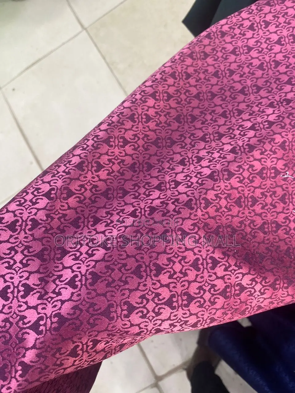 4 Yards Quality Male Material (Damask)