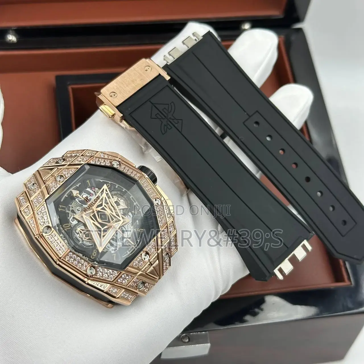 Nice Ice Stones Hublot Geneva Watch for Men's