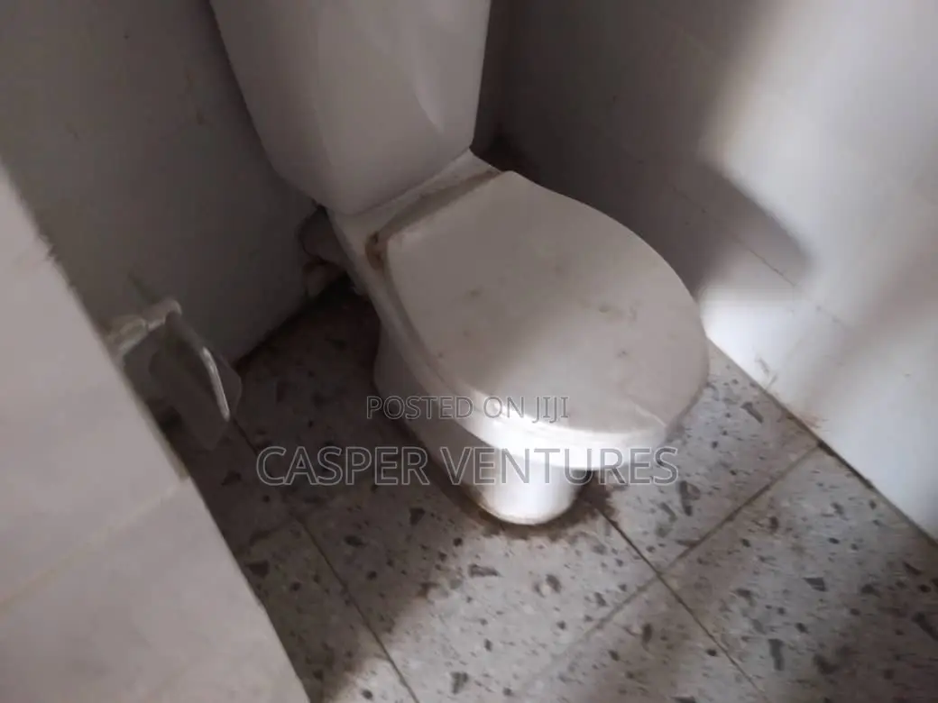 2bdrm Apartment in New Road, Lekki for rent