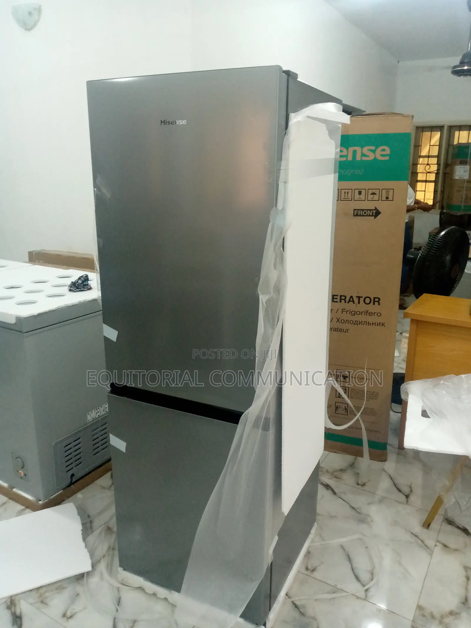 Refrigerator) 225litres Double Door Hisense Silver