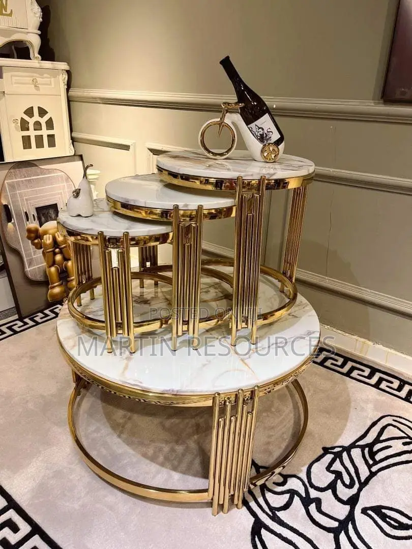 Marble Top Centre Table With Side Stools