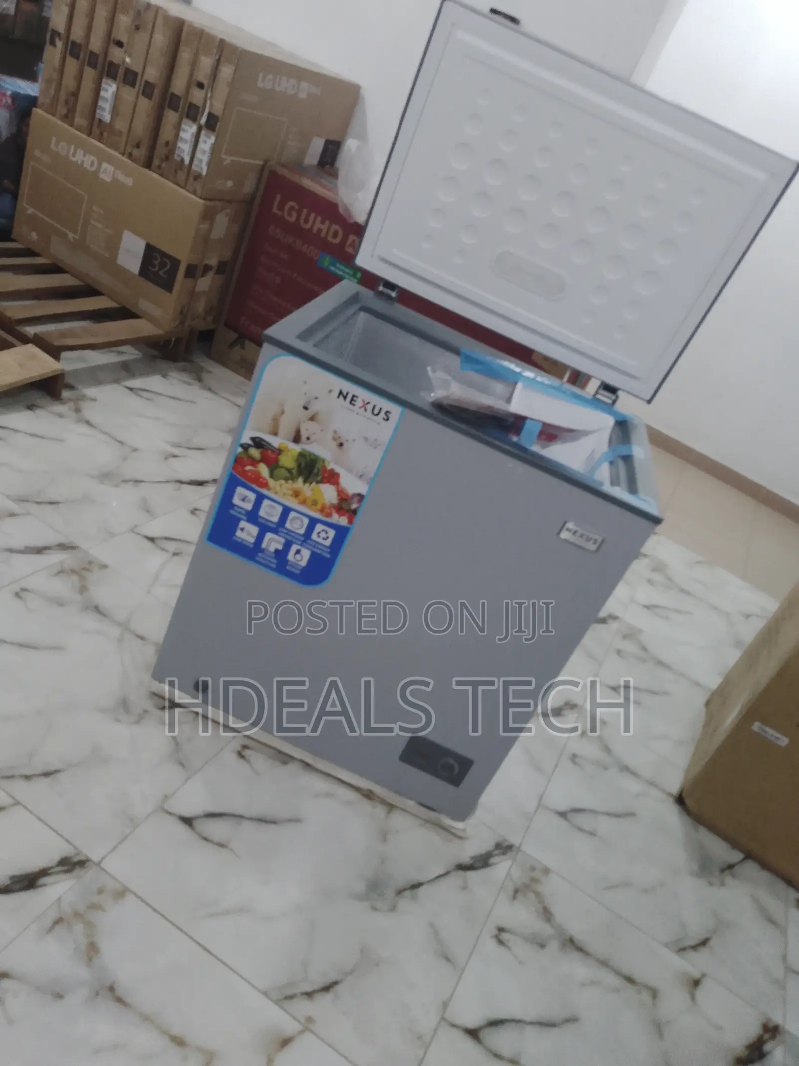 Low Voltage 160L Chest Freezer - Nexus