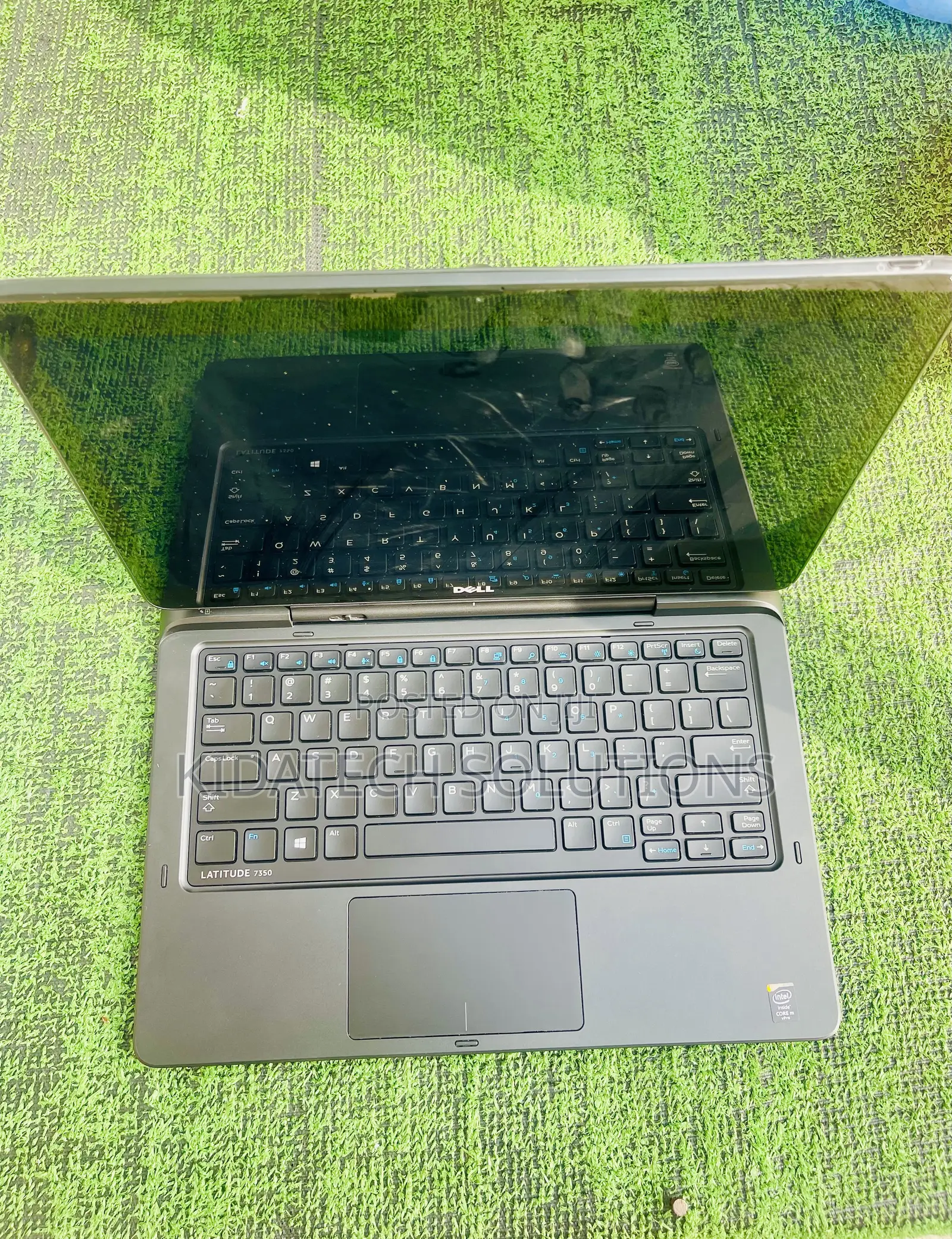 Laptop Dell Latitude 13 7350 8GB Intel Core M SSD 256GB