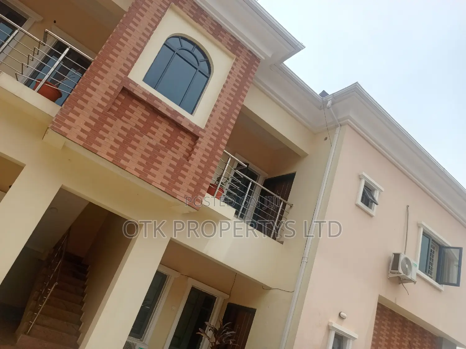2bdrm Block of Flats in Fo1, Kubwa for rent
