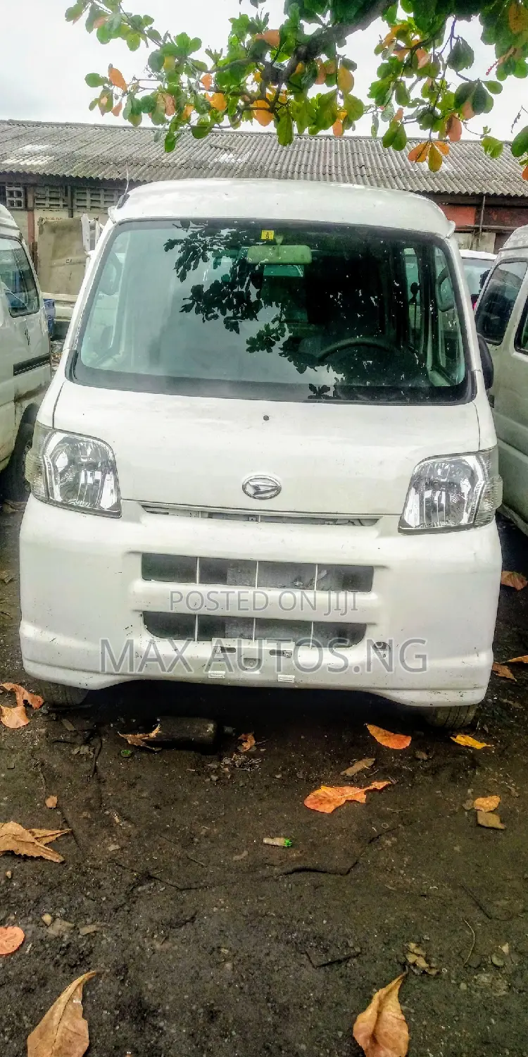 Daihatsu Hijet 2008 White