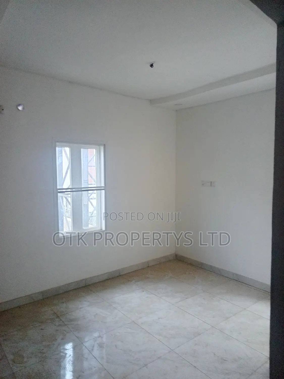 2bdrm Block of Flats in Fo1, Kubwa for sale